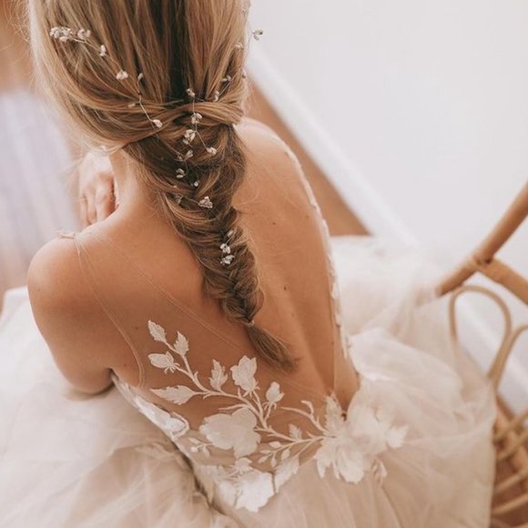 WEDDING DRESS, BRIDAL DRESS - Picture 4 of 5